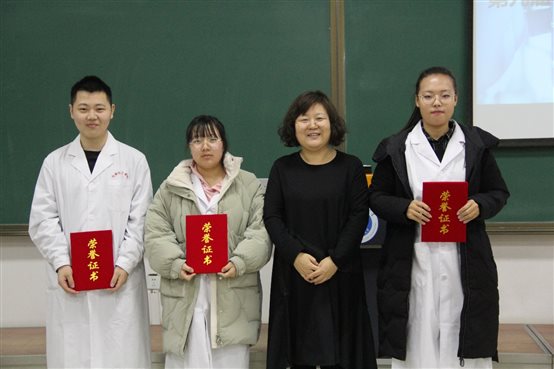 C:UsersjhliuDesktop0 第九届实验技能大赛新闻稿大赛照片二等（无机).JPG