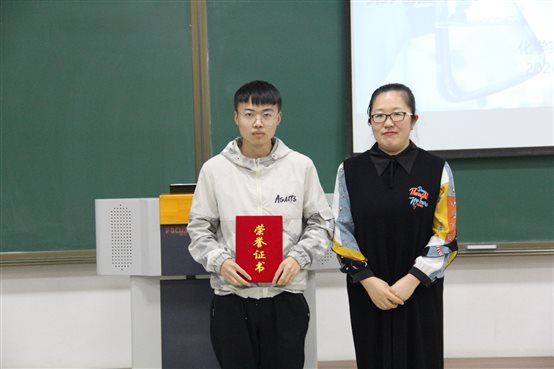 C:UsersjhliuDesktop0 第九届实验技能大赛新闻稿大赛照片一等（非专业）.JPG