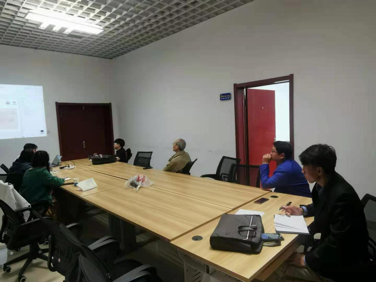 创业指导：开展互联网＋比赛指导，拓展学生素质