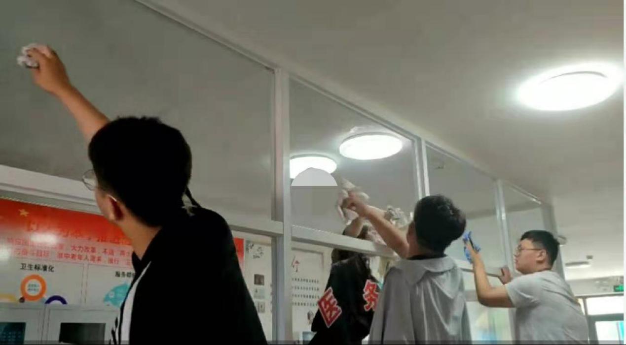 18b6f51b66fd0acab85af2b6d42ec1a