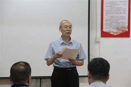 227589ae07952e54621d3f014e0d19d