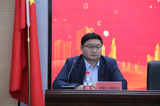 98145b9b49fff15bc044f566f986902