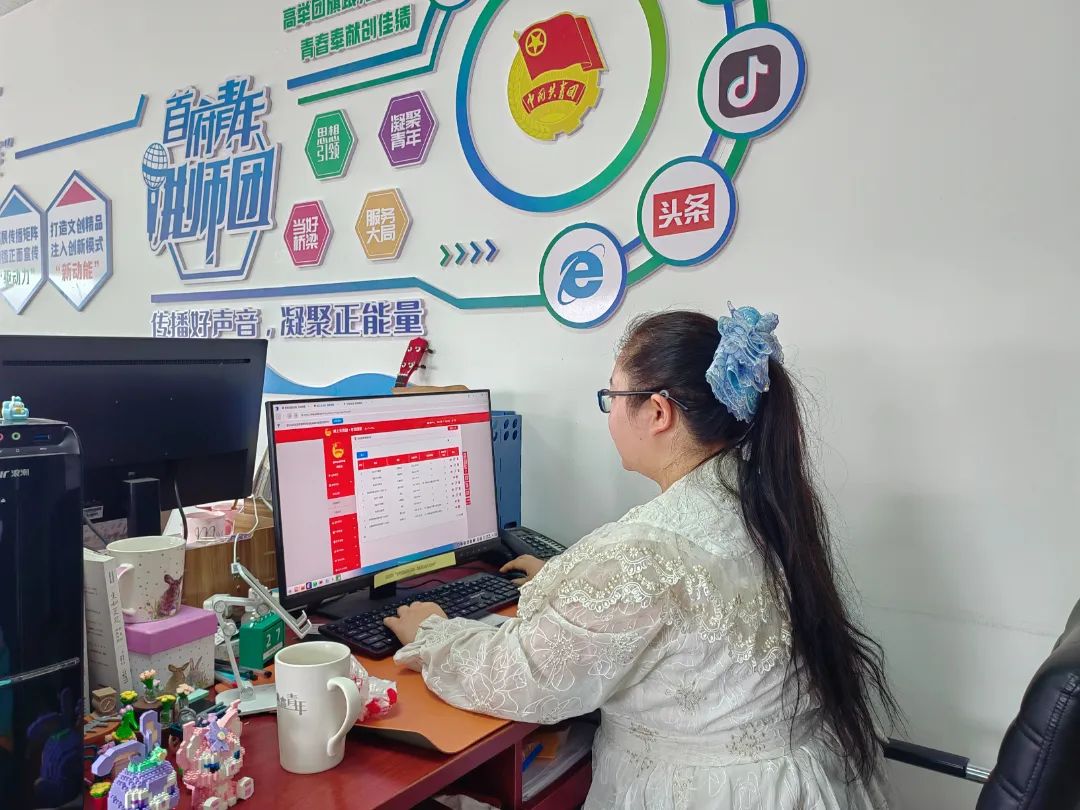 0a1c31e7950657f9cf35966bbfddb01c.jpg 0a1c31e7950657f9cf35966bbfddb01c.jpg