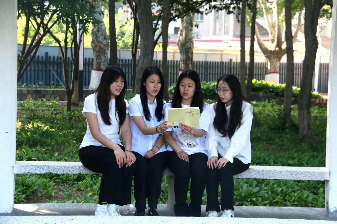 活动现场4.jpg 活动现场4.jpg