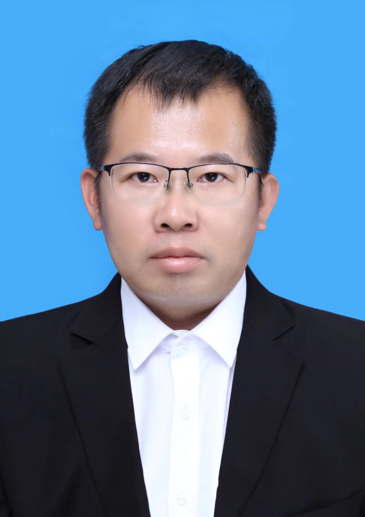 王晓东.jpg 王晓东.jpg