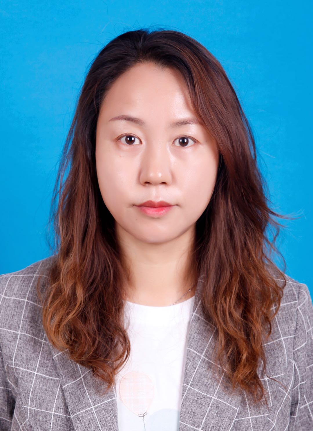 张玉芹2.jpg 张玉芹2.jpg