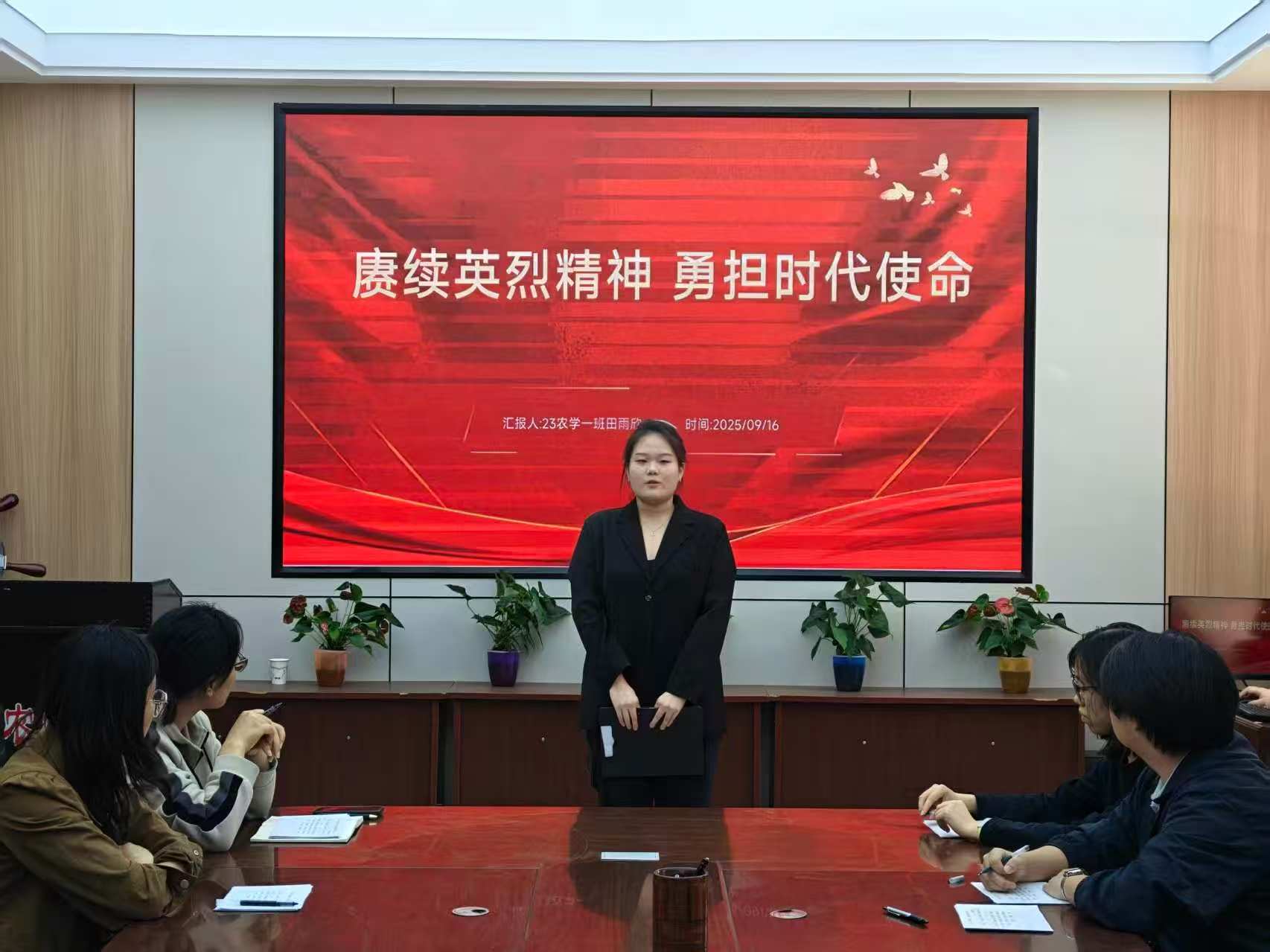 45b531e9d3f43743.jpg 45b531e9d3f43743.jpg