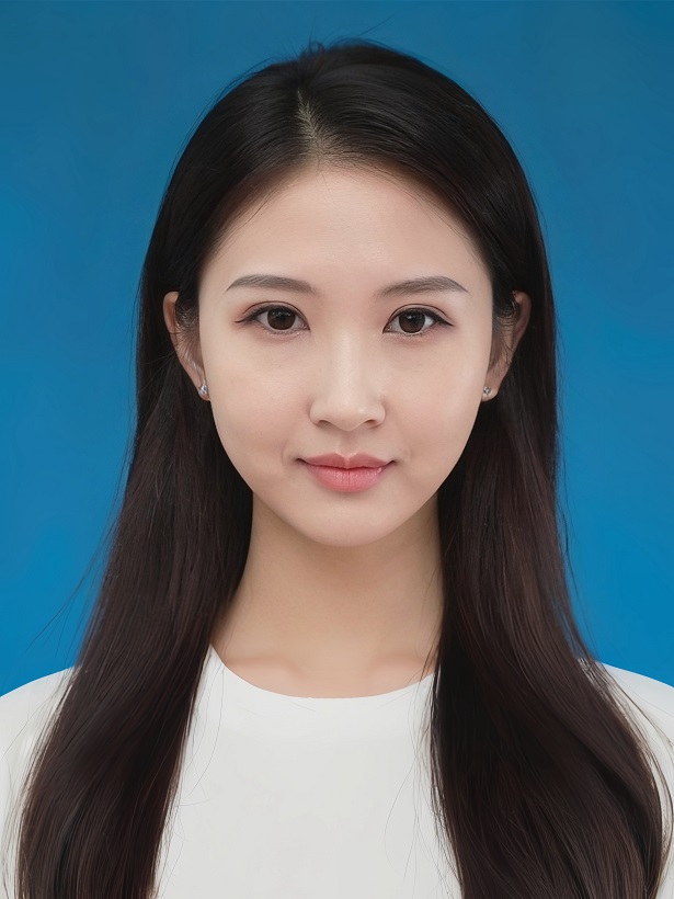 张莹.jpg 张莹.jpg