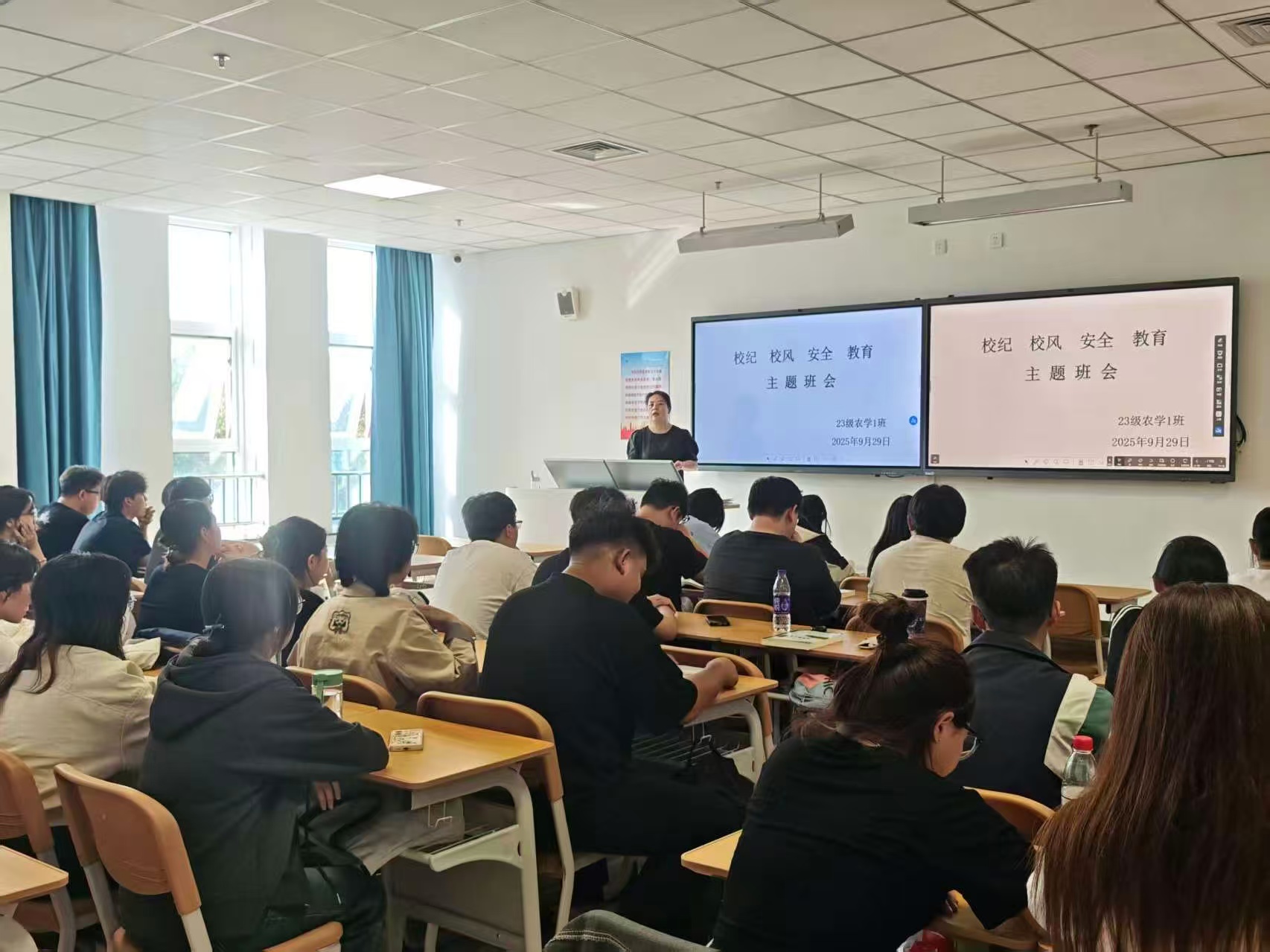 3568bb1c739144f1fba171e93bc1a59.jpg 3568bb1c739144f1fba171e93bc1a59.jpg